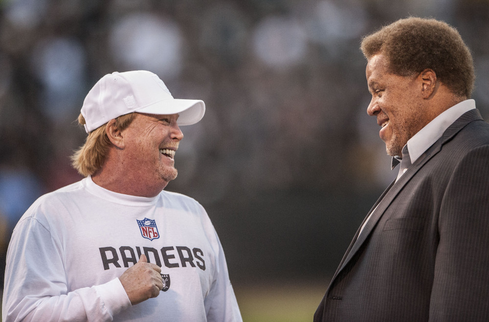 NFL: SEP 10 Chargers at Raiders