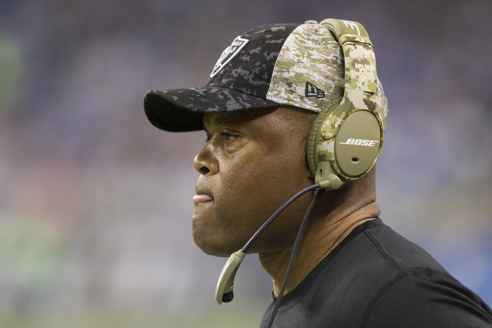 22 NOVEMBER 2015:  Oakland Raiders defensive coordinator Ken Norton, Jr. is seen wearing the NFL commemorative "Salute to Service" ball cap and Bose headphones during game action between the Oakland Raiders and the Detroit Lions during a regular season game played at Ford Field in Detroit, Michigan.  (Photo by Scott W. Grau/Icon Sportswire)